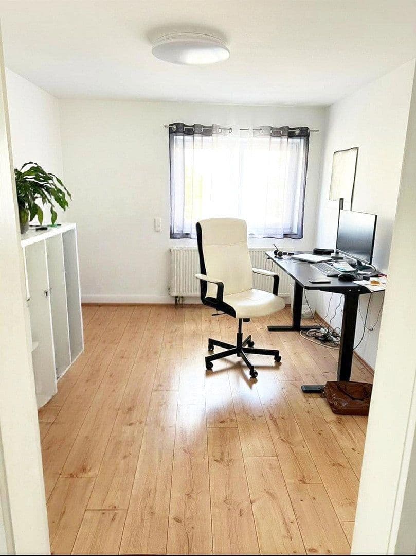 Prenájom bytu 3-izbový 70 m², Albstadt, Bádensko-Wurttembersko Prenájom bytu 3-izbový 70 m², Albstadt, Bádensko-Wurttembersko