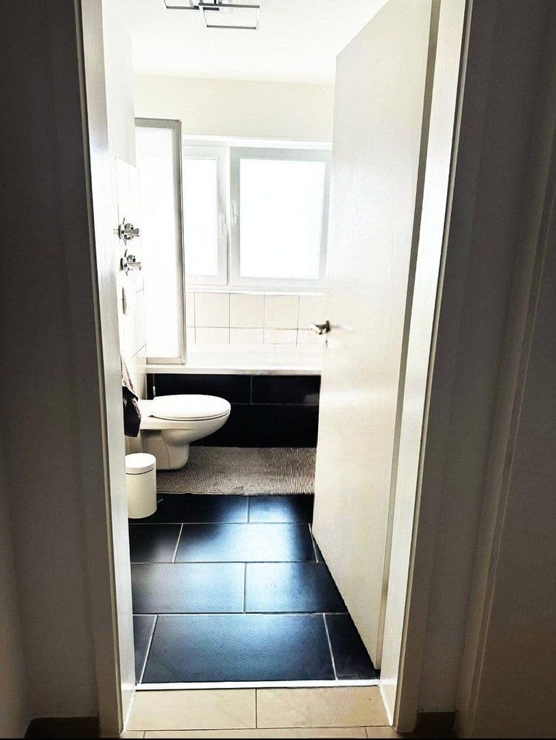 Prenájom bytu 3-izbový 70 m², Albstadt, Bádensko-Wurttembersko Prenájom bytu 3-izbový 70 m², Albstadt, Bádensko-Wurttembersko