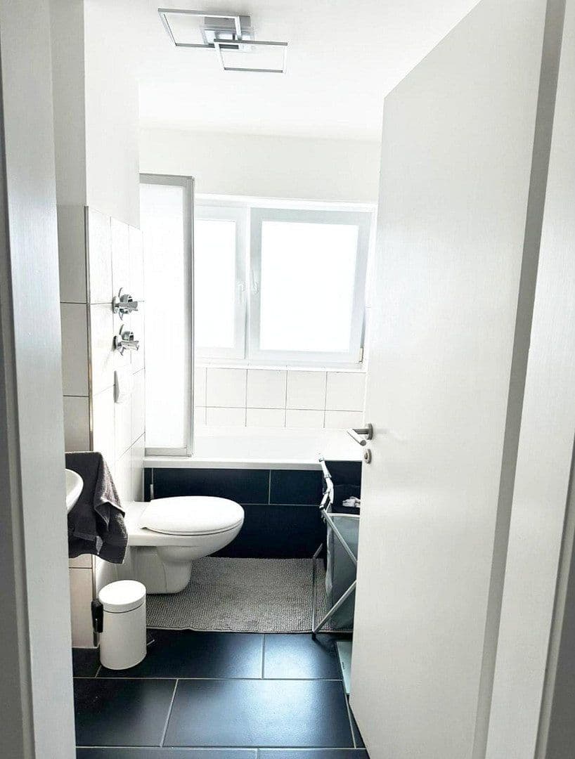 Prenájom bytu 3-izbový 70 m², Albstadt, Bádensko-Wurttembersko Prenájom bytu 3-izbový 70 m², Albstadt, Bádensko-Wurttembersko