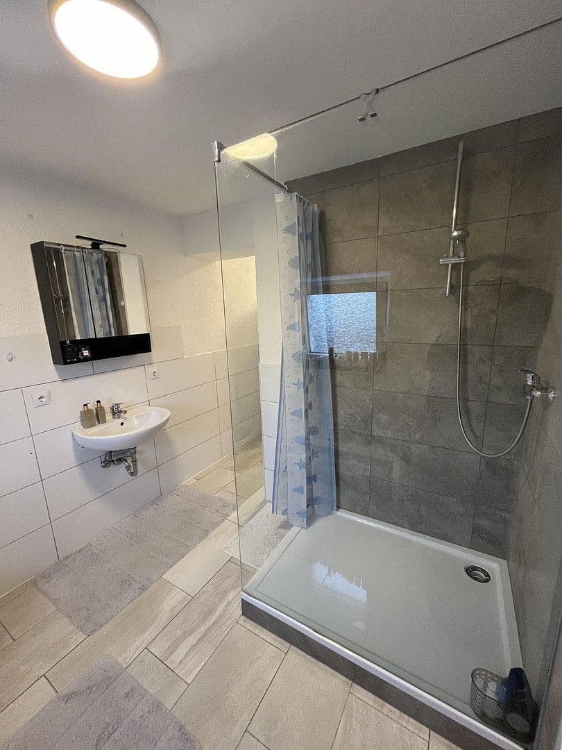 Prenájom bytu 1-izbový 120 m², Waghäusel, Bádensko-Wurttembersko Prenájom bytu 1-izbový 120 m², Waghäusel, Bádensko-Wurttembersko