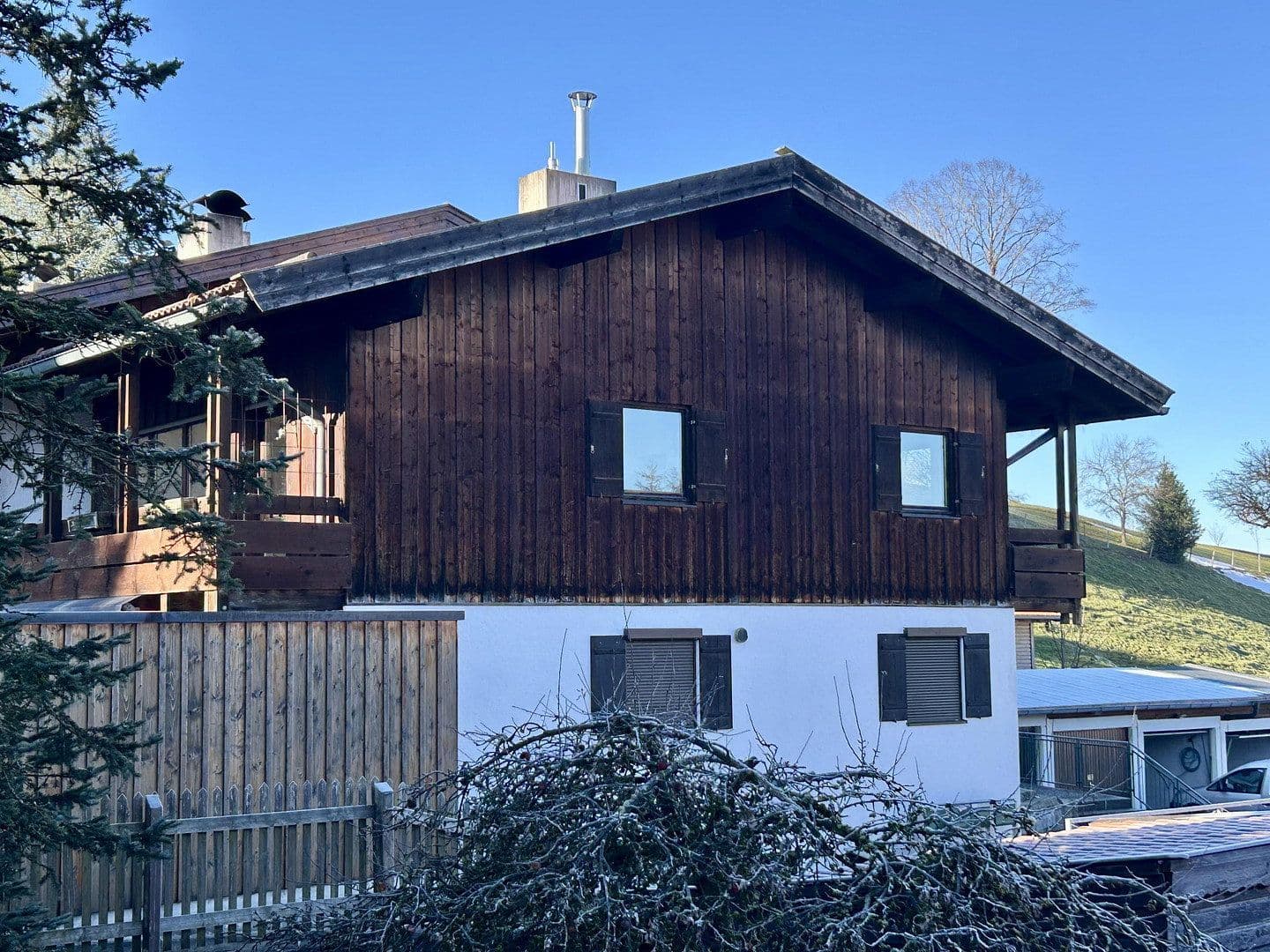 Prenájom bytu 2-izbový 63 m², Hausham, Bavorsko Prenájom bytu 2-izbový 63 m², Hausham, Bavorsko