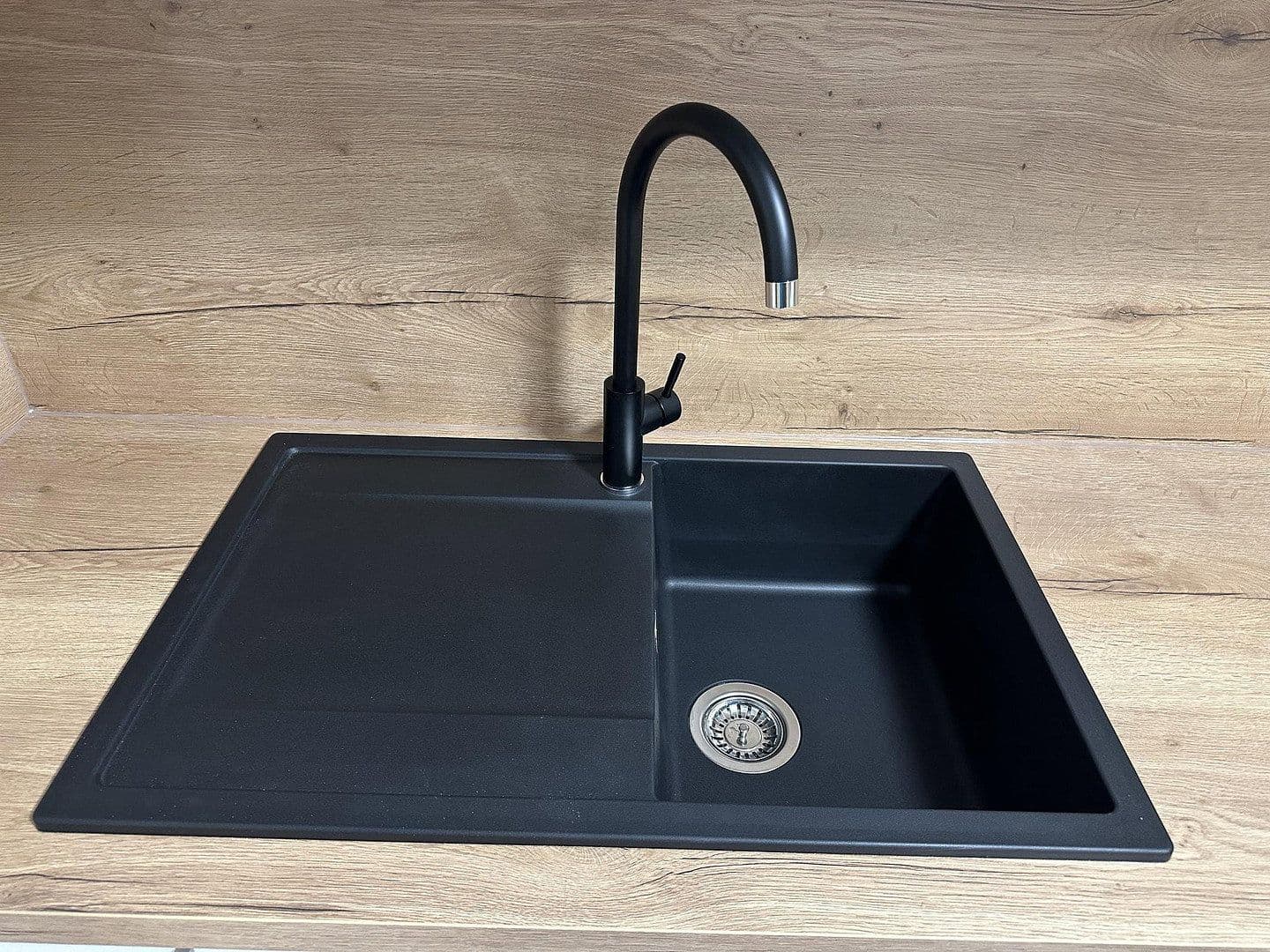 Prenájom bytu 3-izbový 94 m², Badstr. 131, Egloffstein, Bavorsko Prenájom bytu 3-izbový 94 m², Badstr. 131, Egloffstein, Bavorsko