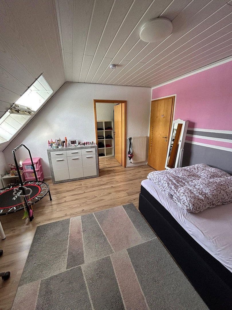 Predaj domu 233 m², pozemek 384 m², Uhlandstraße, Hörstel, Severné Porýnie - Westfálsko Predaj domu 233 m², pozemek 384 m², Uhlandstraße, Hörstel, Severné Porýnie - Westfálsko