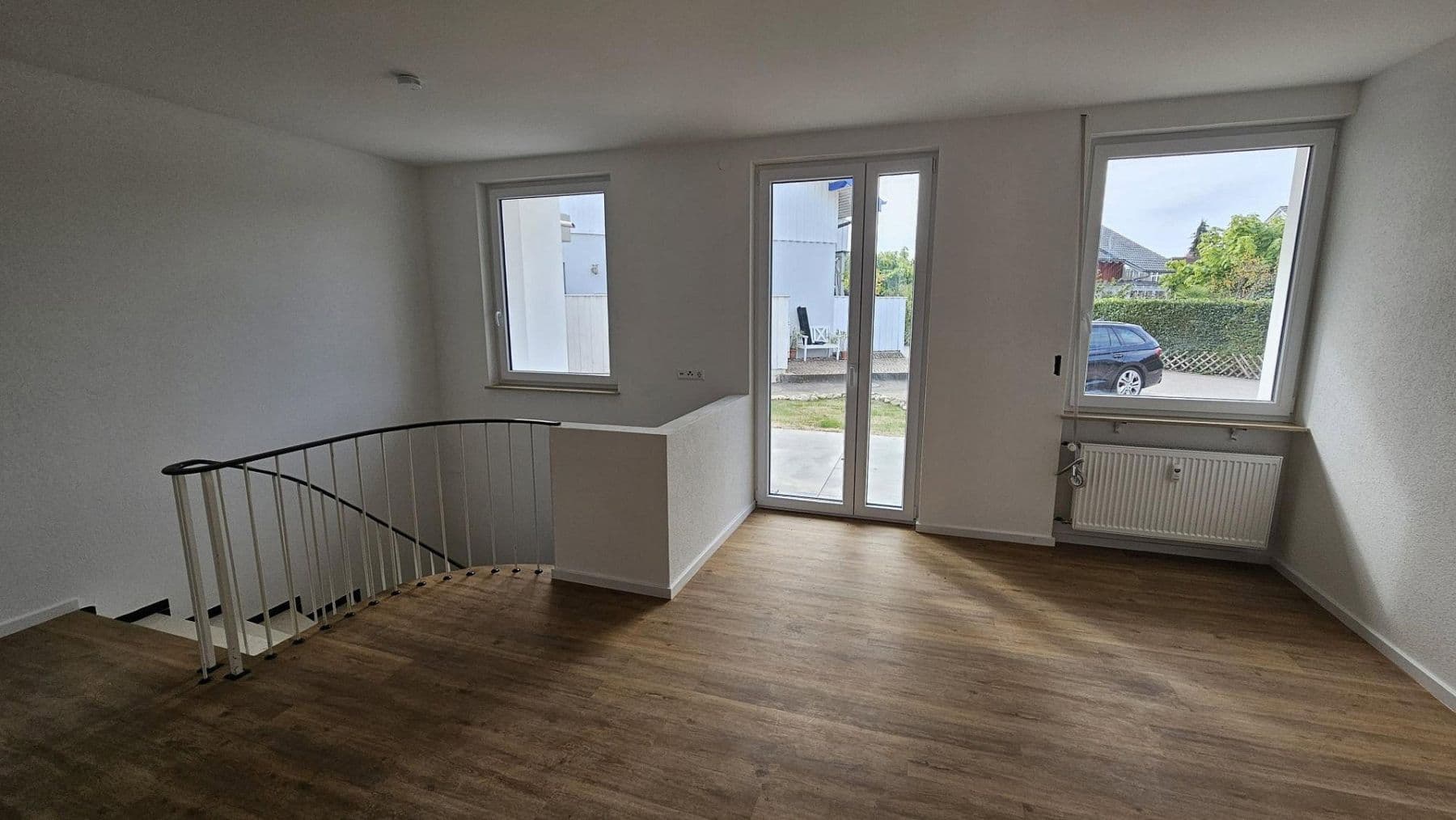 Prenájom bytu 5-izbový 160 m², Bahnhofstraße 18/3, Salem, Bádensko-Wurttembersko Prenájom bytu 5-izbový 160 m², Bahnhofstraße 18/3, Salem, Bádensko-Wurttembersko