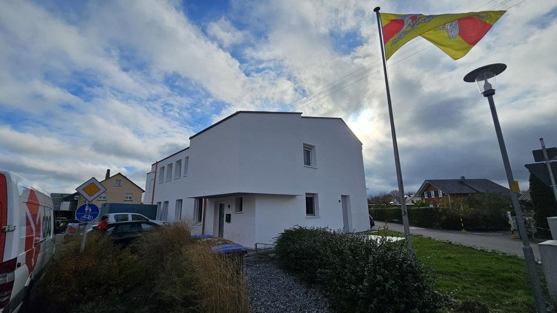 Prenájom bytu 5-izbový 160 m², Bahnhofstraße 18/3, Salem, Bádensko-Wurttembersko Prenájom bytu 5-izbový 160 m², Bahnhofstraße 18/3, Salem, Bádensko-Wurttembersko