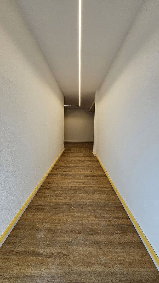 Prenájom bytu 5-izbový 160 m², Bahnhofstraße 18/3, Salem, Bádensko-Wurttembersko Prenájom bytu 5-izbový 160 m², Bahnhofstraße 18/3, Salem, Bádensko-Wurttembersko