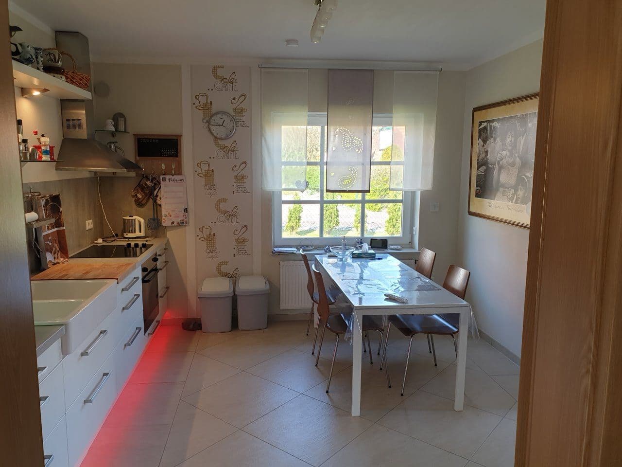 Predaj domu 103 m², pozemek 599 m², Dornum, Dolné Sasko Predaj domu 103 m², pozemek 599 m², Dornum, Dolné Sasko