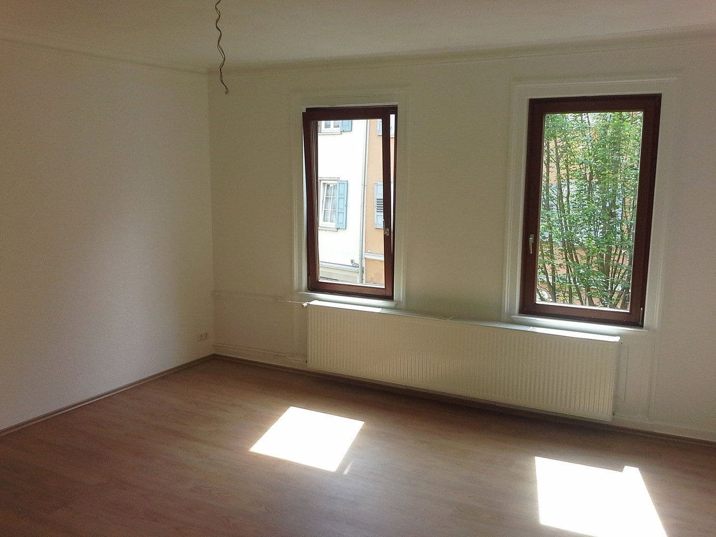 Prenájom bytu 2-izbový 65 m², Bahnhofstraße 9, Rottenburg am Neckar, Bádensko-Wurttembersko Prenájom bytu 2-izbový 65 m², Bahnhofstraße 9, Rottenburg am Neckar, Bádensko-Wurttembersko