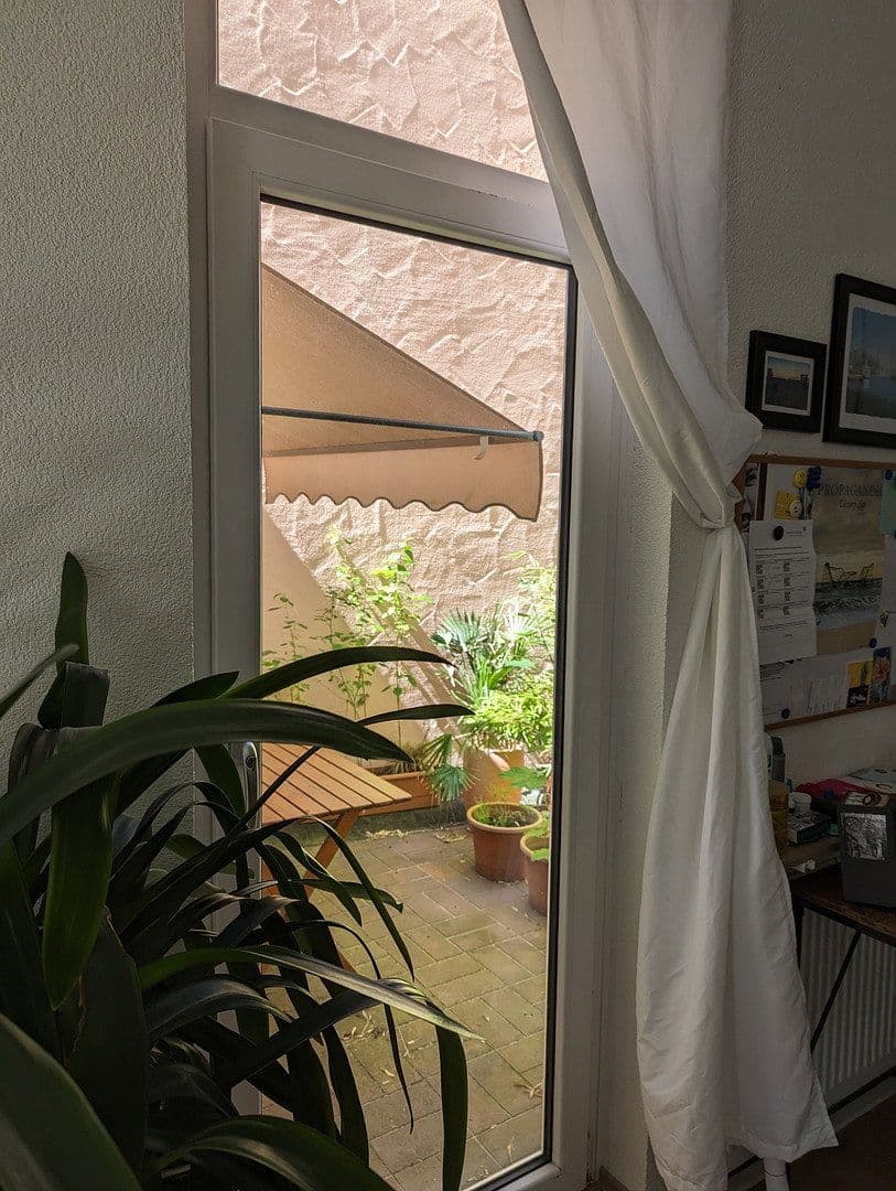 Prenájom bytu 2-izbový 65 m², Bahnhofstraße 9, Rottenburg am Neckar, Bádensko-Wurttembersko Prenájom bytu 2-izbový 65 m², Bahnhofstraße 9, Rottenburg am Neckar, Bádensko-Wurttembersko