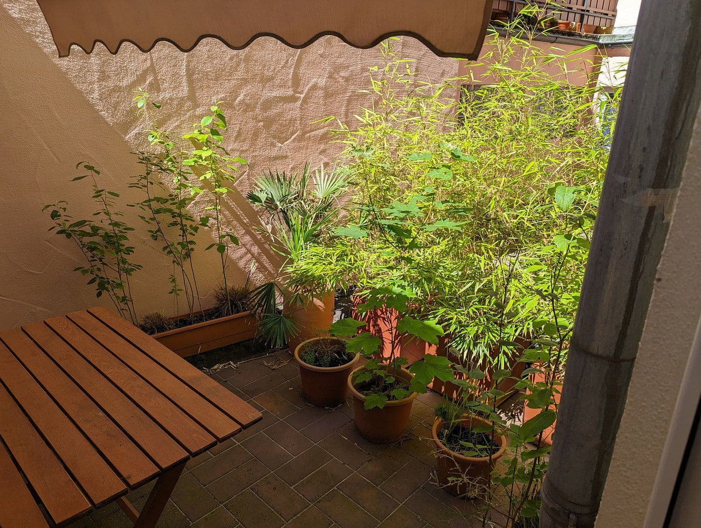 Prenájom bytu 2-izbový 65 m², Bahnhofstraße 9, Rottenburg am Neckar, Bádensko-Wurttembersko Prenájom bytu 2-izbový 65 m², Bahnhofstraße 9, Rottenburg am Neckar, Bádensko-Wurttembersko