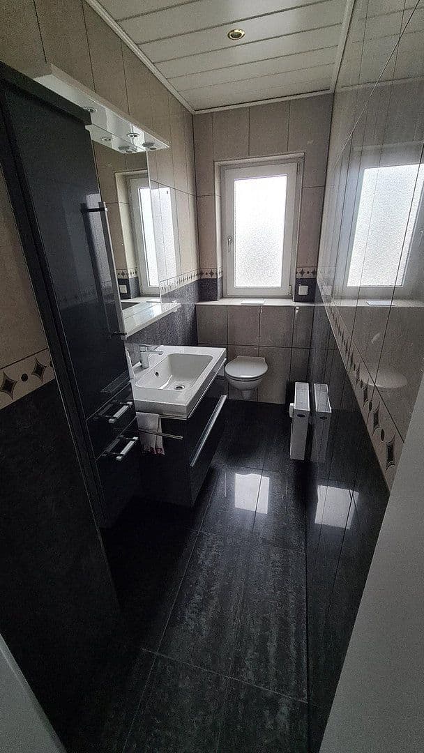 Prenájom kancelárie 50 m², Carl-Zeiss-Str. 5, Frankenthal, Porýnie-Falcko Prenájom kancelárie 50 m², Carl-Zeiss-Str. 5, Frankenthal, Porýnie-Falcko