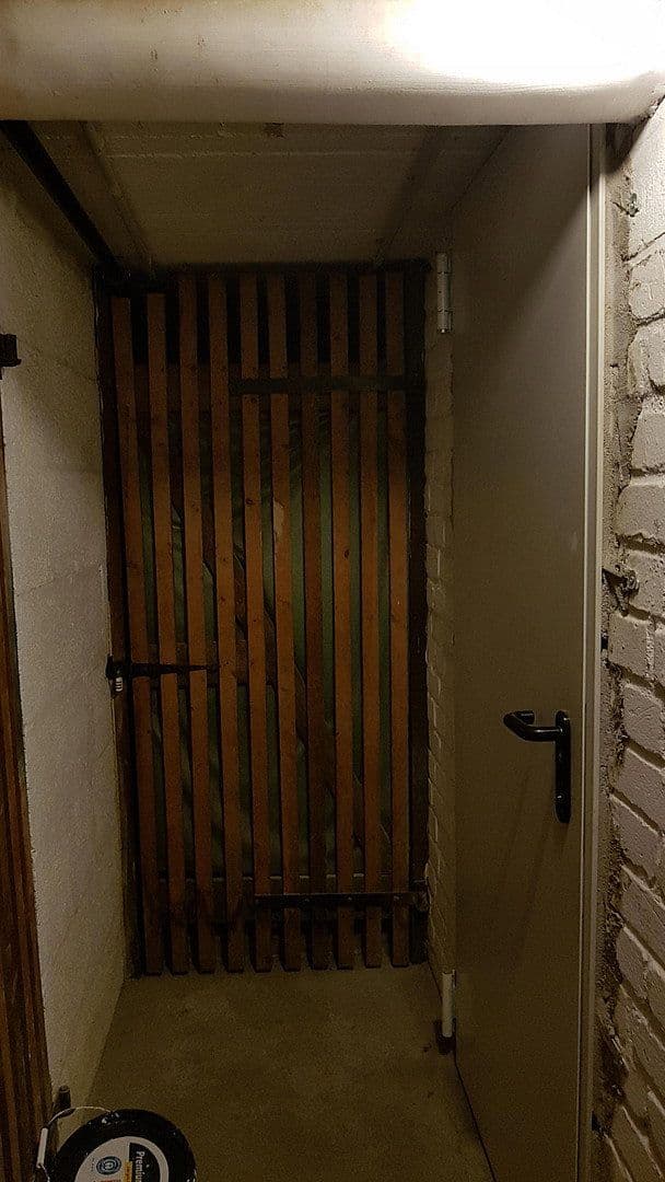 Prenájom bytu 3-izbový 68 m², Letjensstr. 23, Duisburg, Severné Porýnie - Westfálsko Prenájom bytu 3-izbový 68 m², Letjensstr. 23, Duisburg, Severné Porýnie - Westfálsko