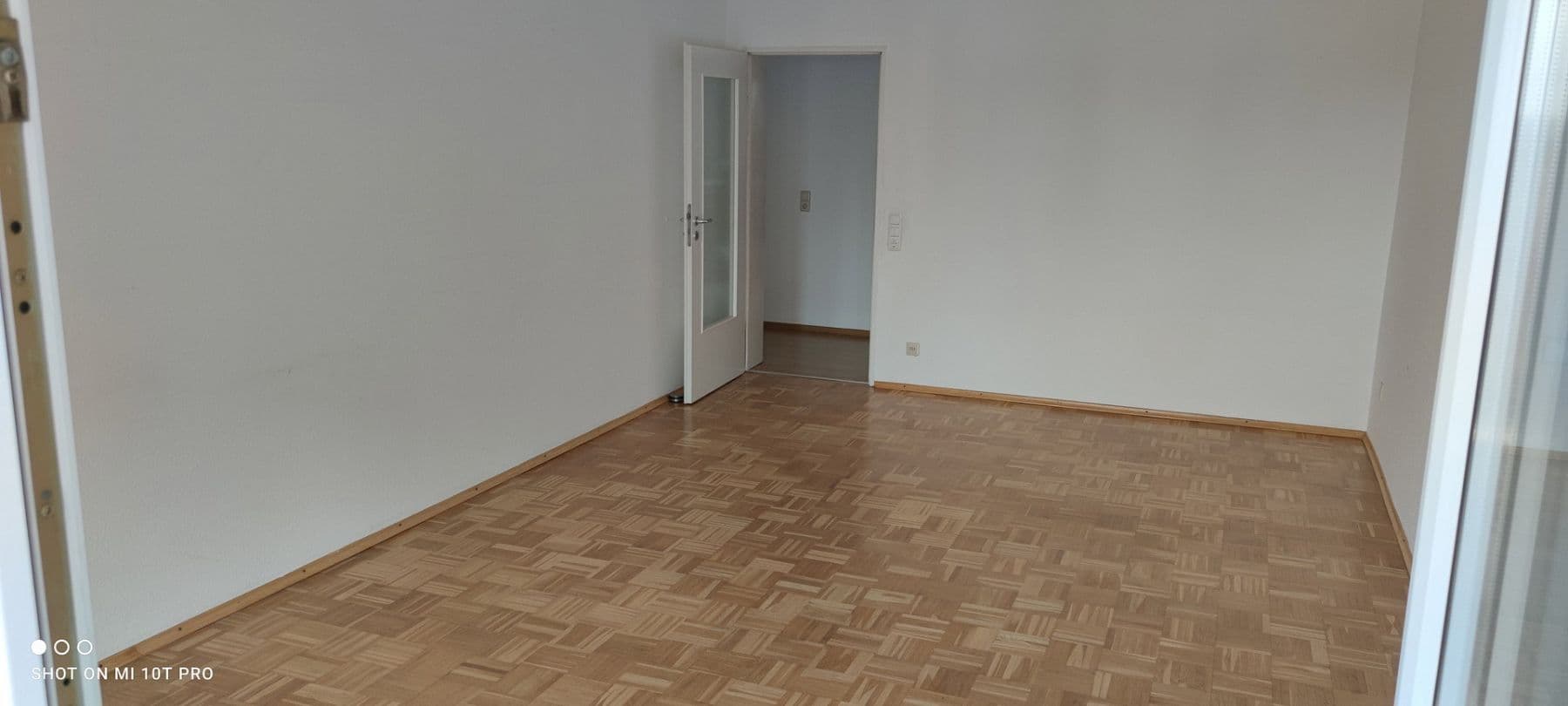 Prenájom bytu 3-izbový 87 m², Theodor-Heuss-Str. 15, Ettlingen, Bádensko-Wurttembersko Prenájom bytu 3-izbový 87 m², Theodor-Heuss-Str. 15, Ettlingen, Bádensko-Wurttembersko