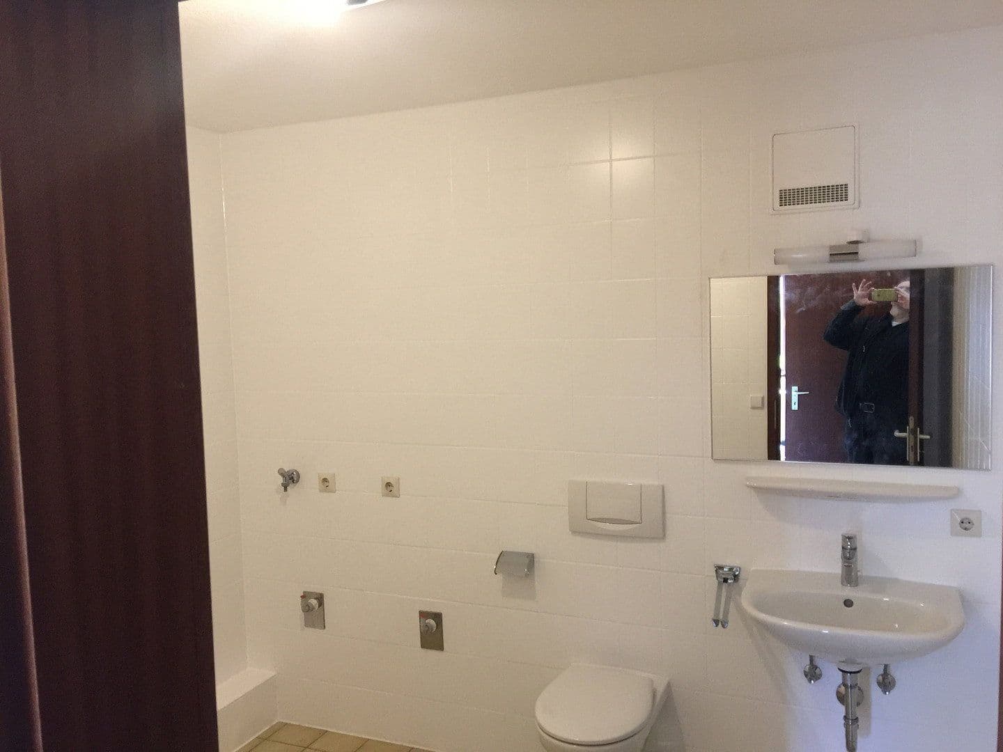 Prenájom bytu 3-izbový 86 m², Bruchsal, Bádensko-Wurttembersko Prenájom bytu 3-izbový 86 m², Bruchsal, Bádensko-Wurttembersko