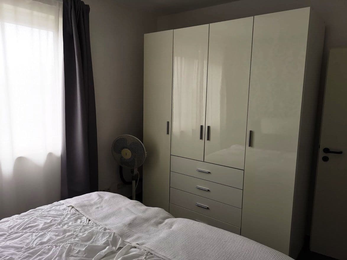 Prenájom bytu 2-izbový 40 m², Alte Heerstr.10, Sankt Augustin, Severné Porýnie - Westfálsko Prenájom bytu 2-izbový 40 m², Alte Heerstr.10, Sankt Augustin, Severné Porýnie - Westfálsko