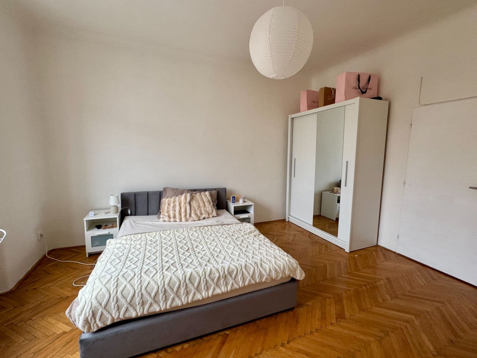 Prenájom bytu 2-izbový 55 m², Sokolovská, Praha, Praha Prenájom bytu 2-izbový 55 m², Sokolovská, Praha, Praha