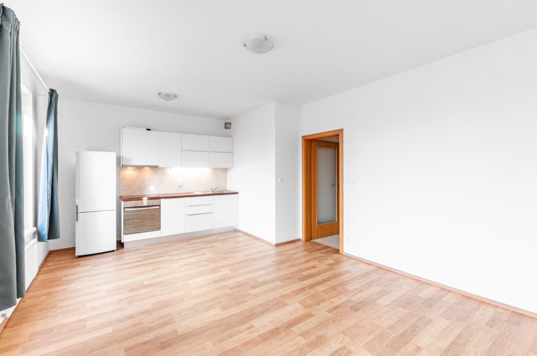 Prenájom bytu 1-izbový 41 m², Na Maninách, Praha, Praha Prenájom bytu 1-izbový 41 m², Na Maninách, Praha, Praha