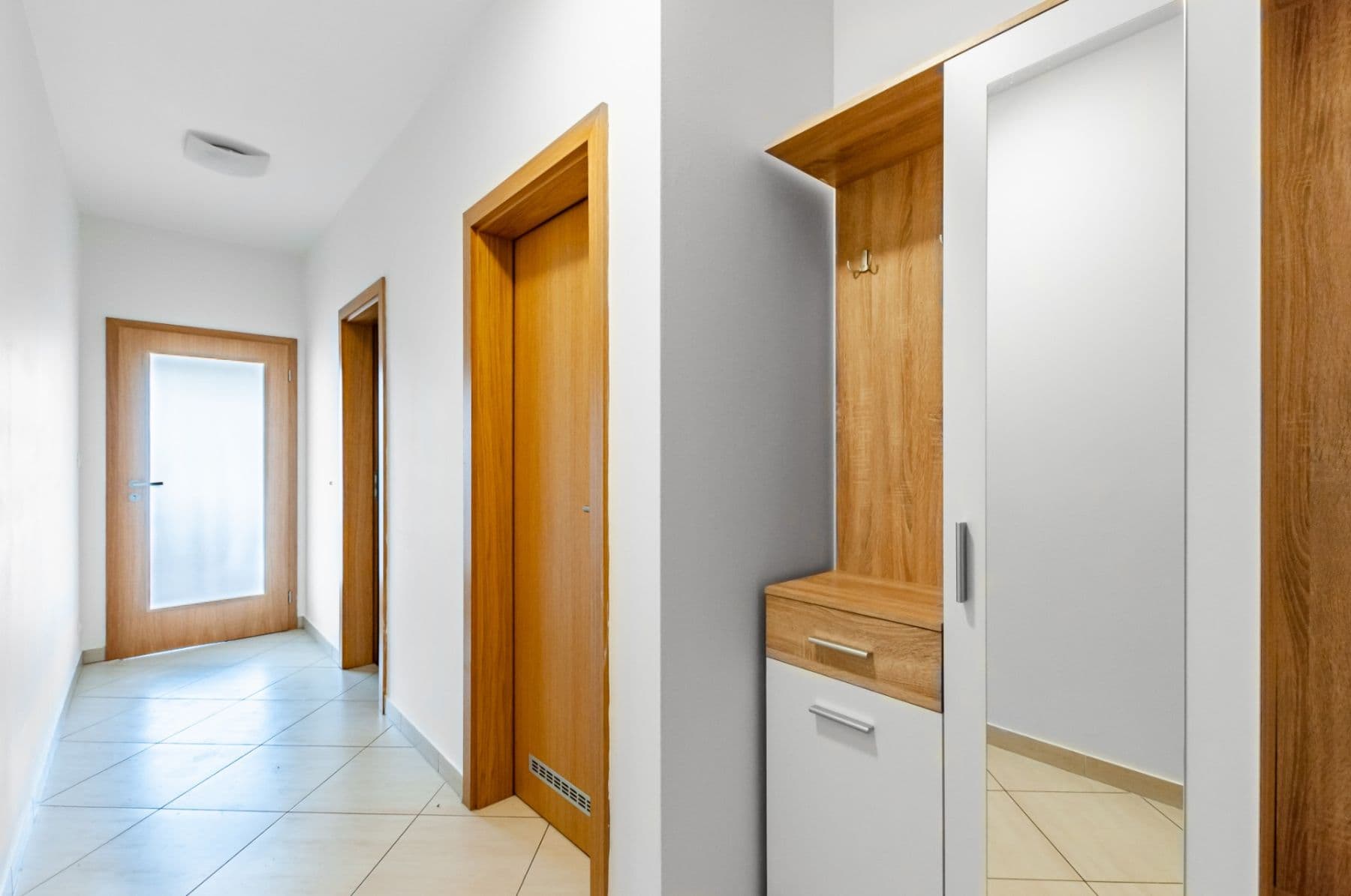 Prenájom bytu 1-izbový 41 m², Na Maninách, Praha, Praha Prenájom bytu 1-izbový 41 m², Na Maninách, Praha, Praha