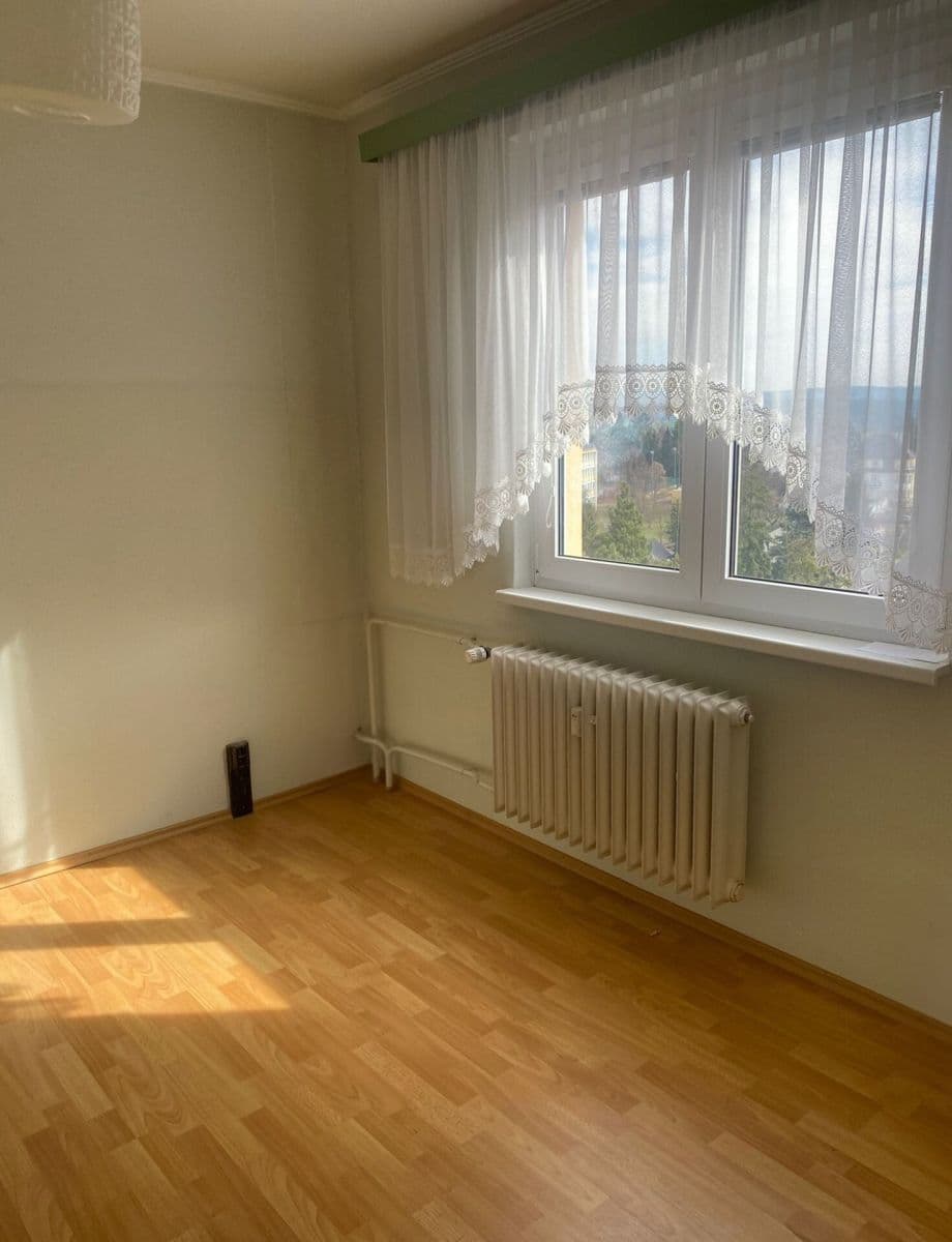 Predaj bytu 3-izbový 60 m², Lidická, Karlovy Vary, Karlovarský kraj Predaj bytu 3-izbový 60 m², Lidická, Karlovy Vary, Karlovarský kraj