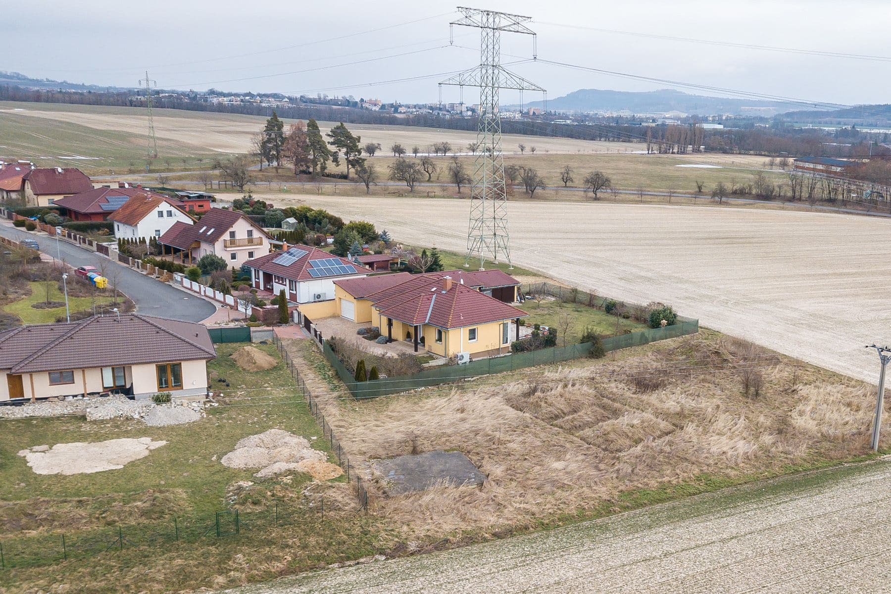 Predaj pozemku 1.609 m², Ptýrov, Středočeský kraj Predaj pozemku 1.609 m², Ptýrov, Středočeský kraj