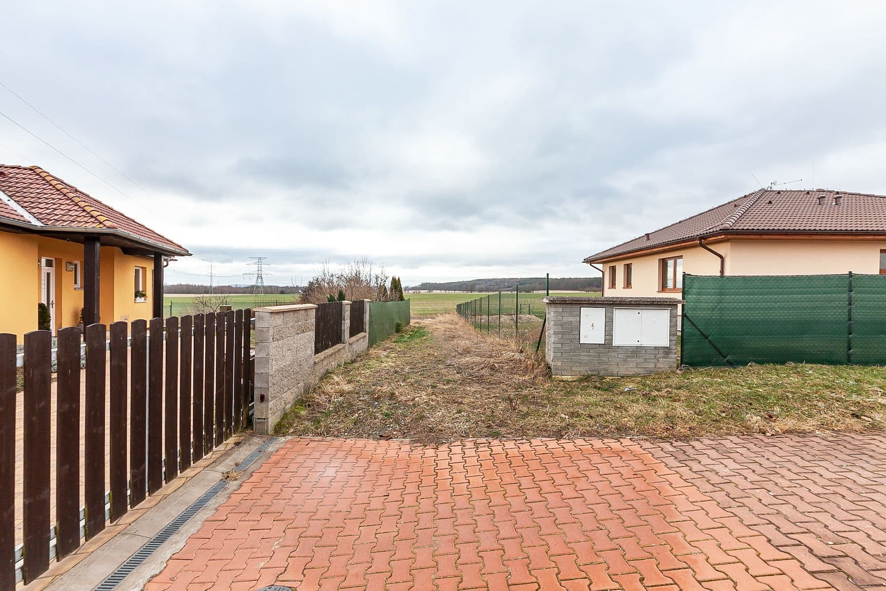 Predaj pozemku 1.609 m², Ptýrov, Středočeský kraj Predaj pozemku 1.609 m², Ptýrov, Středočeský kraj