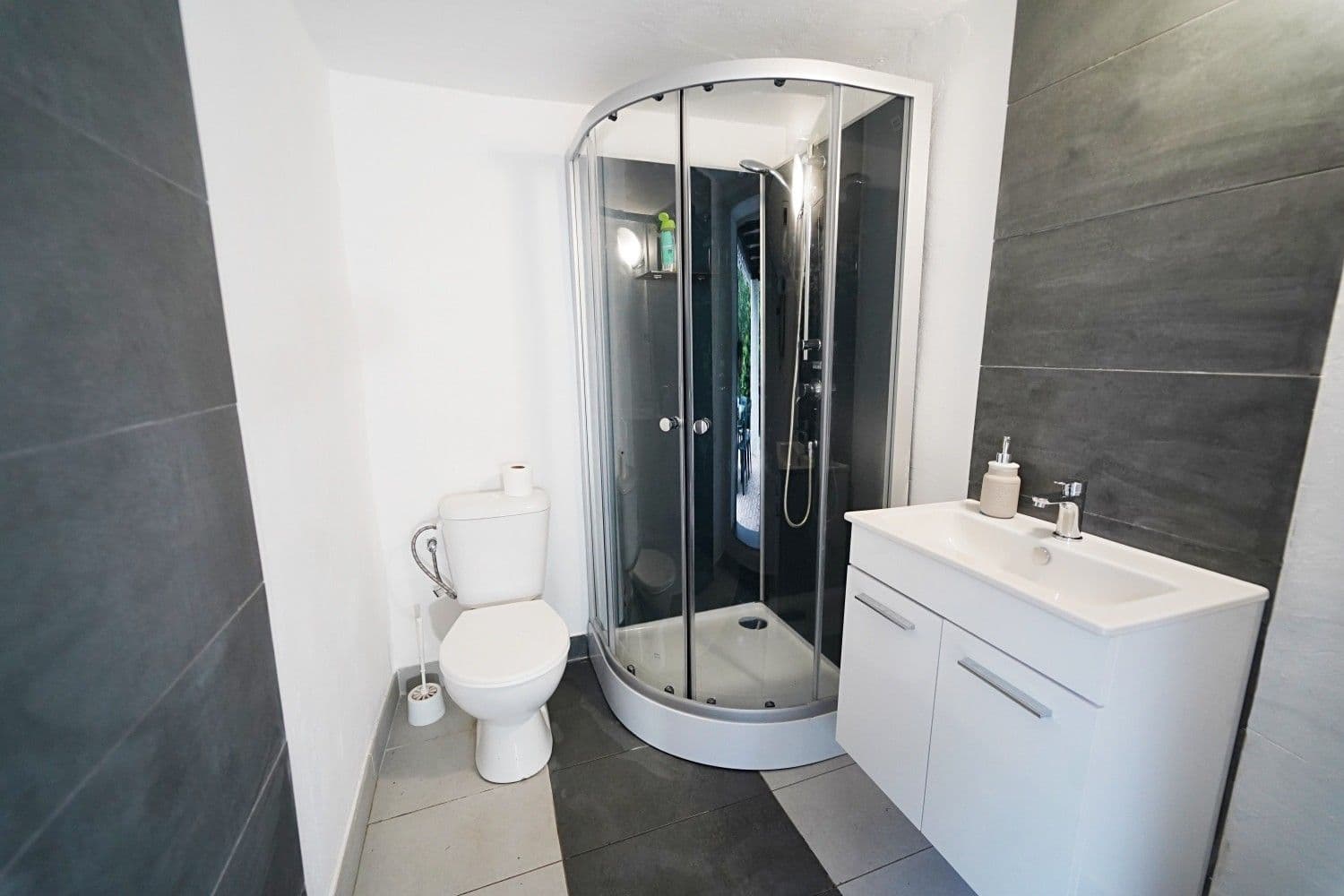Predaj rekreačného objektu 66 m², pozemek 343 m², Stříbro, Plzeňský kraj Predaj rekreačného objektu 66 m², pozemek 343 m², Stříbro, Plzeňský kraj