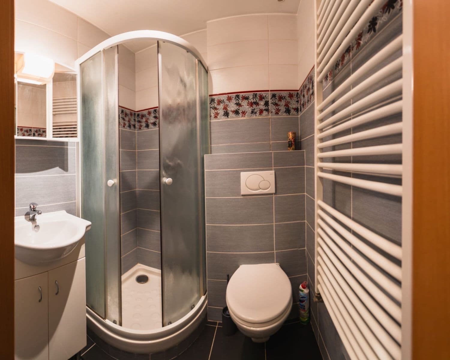 Prenájom bytu 1-izbový 30 m², Vodárenská, Kladno, Středočeský kraj Prenájom bytu 1-izbový 30 m², Vodárenská, Kladno, Středočeský kraj