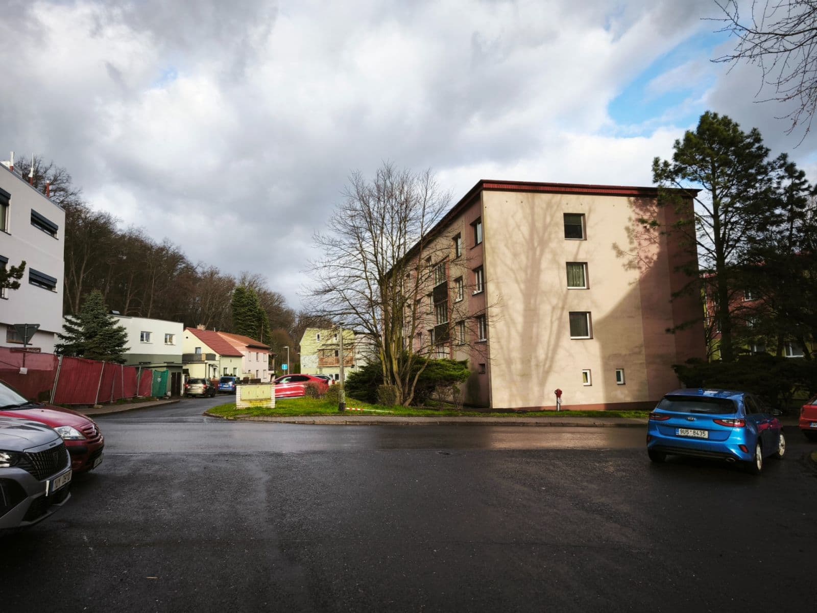 Predaj bytu 1-izbový 37 m², Krušnohorská, Chlumec, Ústecký kraj Predaj bytu 1-izbový 37 m², Krušnohorská, Chlumec, Ústecký kraj