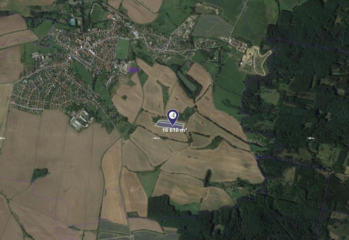 Predaj pozemku 8.305 m², Dolní Bousov, Středočeský kraj Predaj pozemku 8.305 m², Dolní Bousov, Středočeský kraj