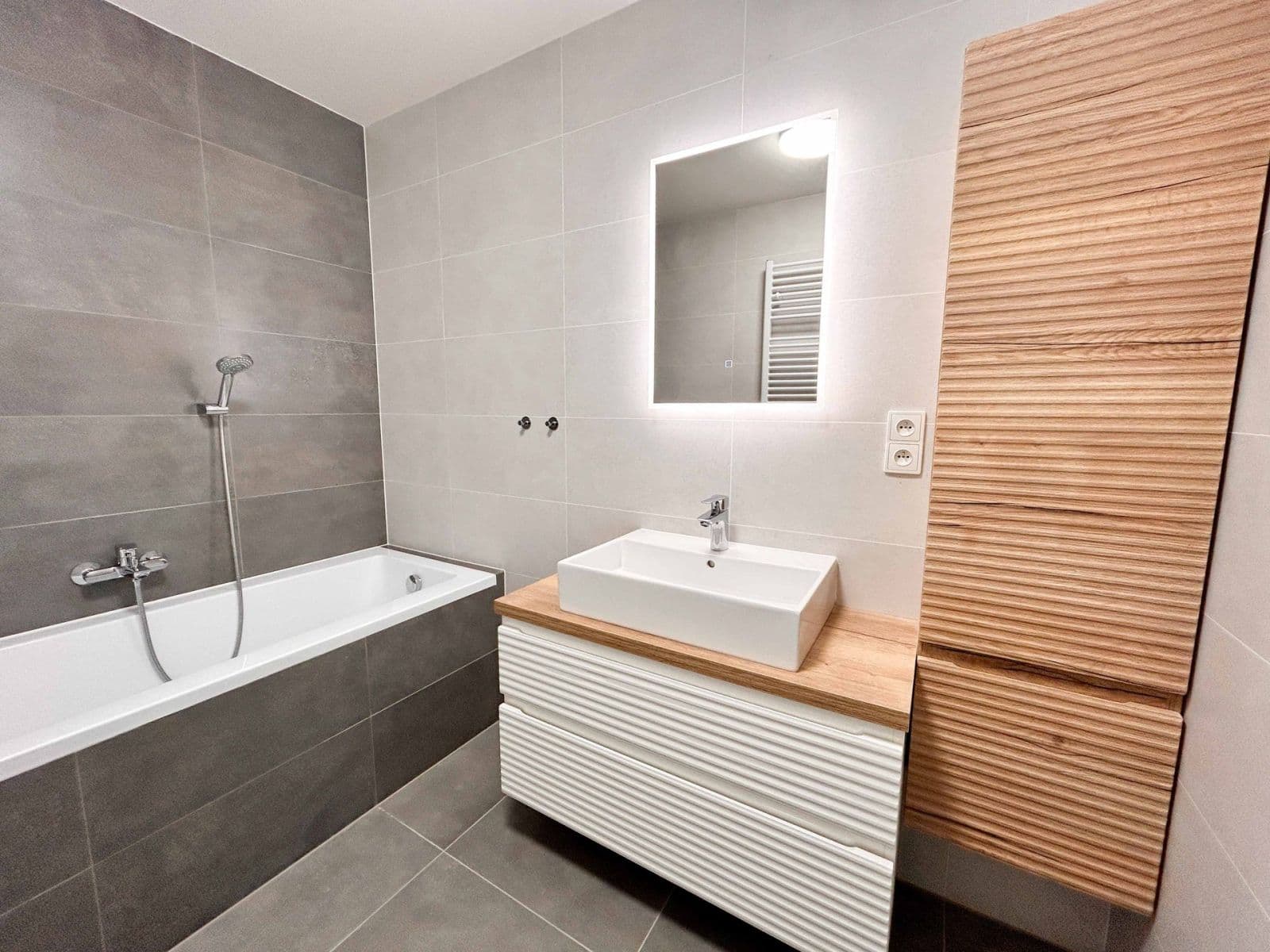 Prenájom bytu 3-izbový 90 m², Suchánkova, Benešov, Středočeský kraj Prenájom bytu 3-izbový 90 m², Suchánkova, Benešov, Středočeský kraj