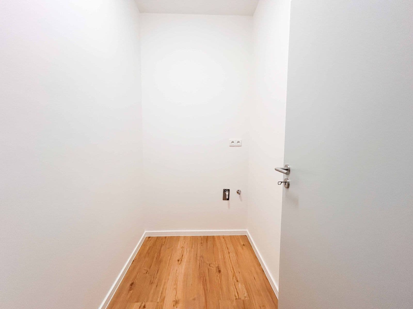 Prenájom bytu 3-izbový 90 m², Suchánkova, Benešov, Středočeský kraj Prenájom bytu 3-izbový 90 m², Suchánkova, Benešov, Středočeský kraj