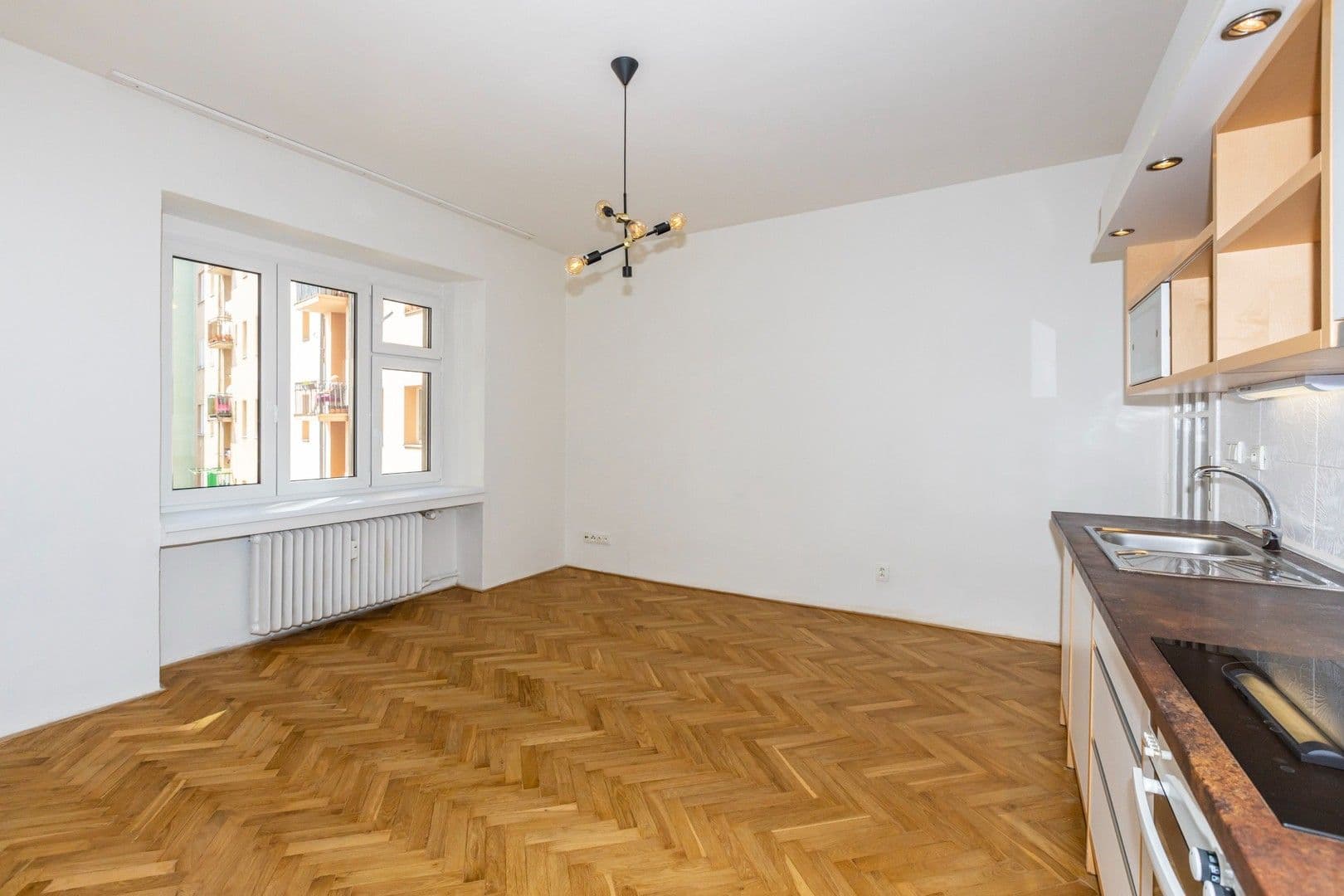 Prenájom bytu 2-izbový 43 m², Nádražní, Praha, Praha Prenájom bytu 2-izbový 43 m², Nádražní, Praha, Praha