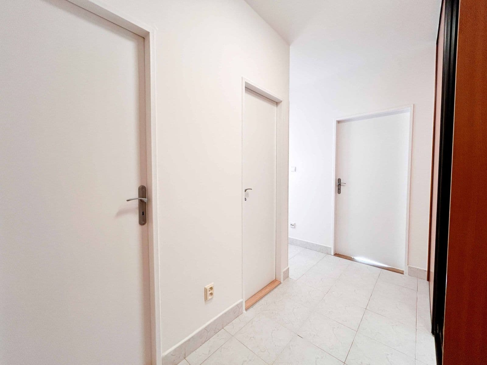Prenájom bytu 2-izbový 49 m², Volutová, Praha, Praha Prenájom bytu 2-izbový 49 m², Volutová, Praha, Praha