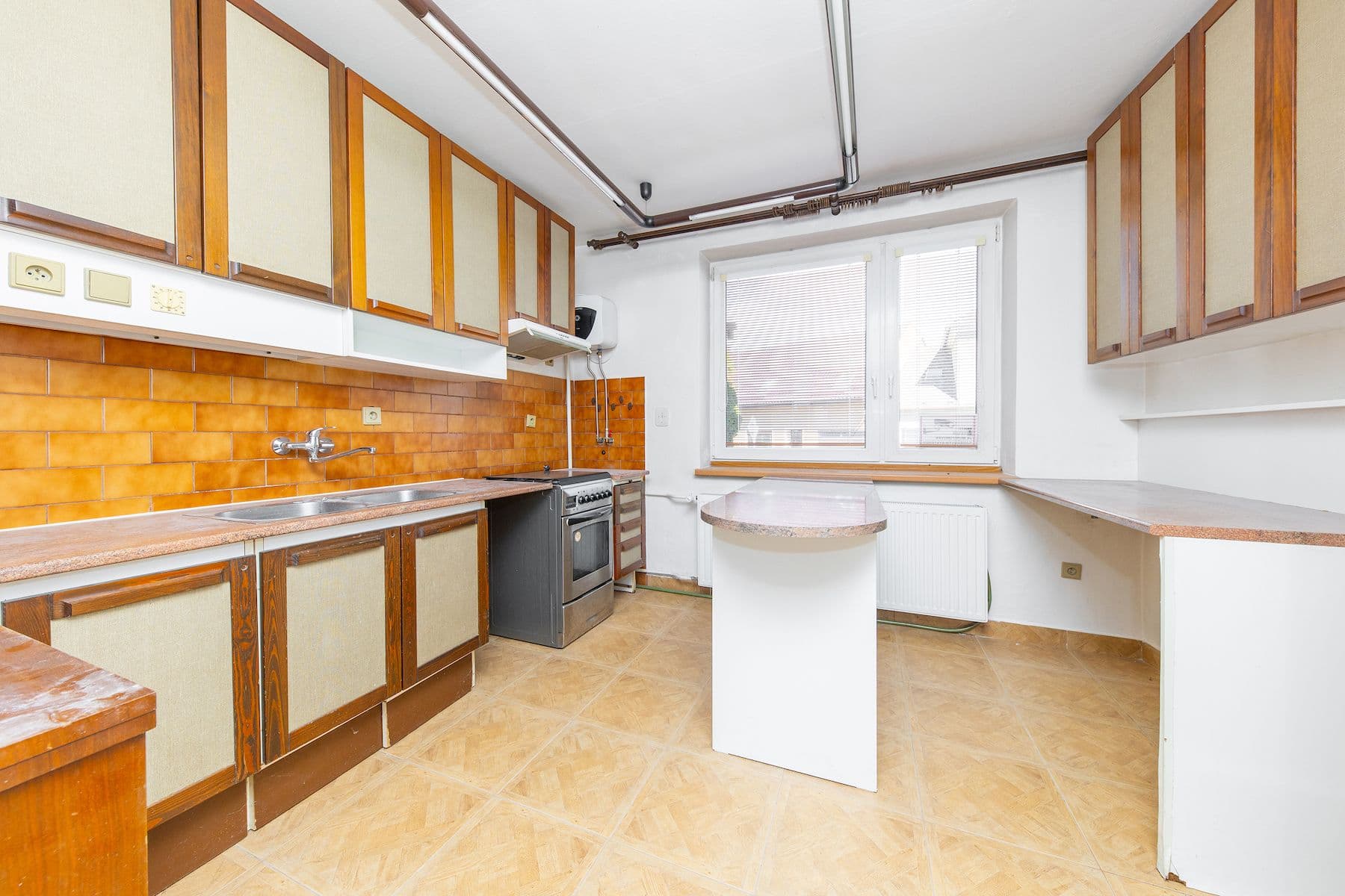 Predaj domu 370 m², pozemek 493 m², Heydukova, Olomouc, Olomoucký kraj Predaj domu 370 m², pozemek 493 m², Heydukova, Olomouc, Olomoucký kraj