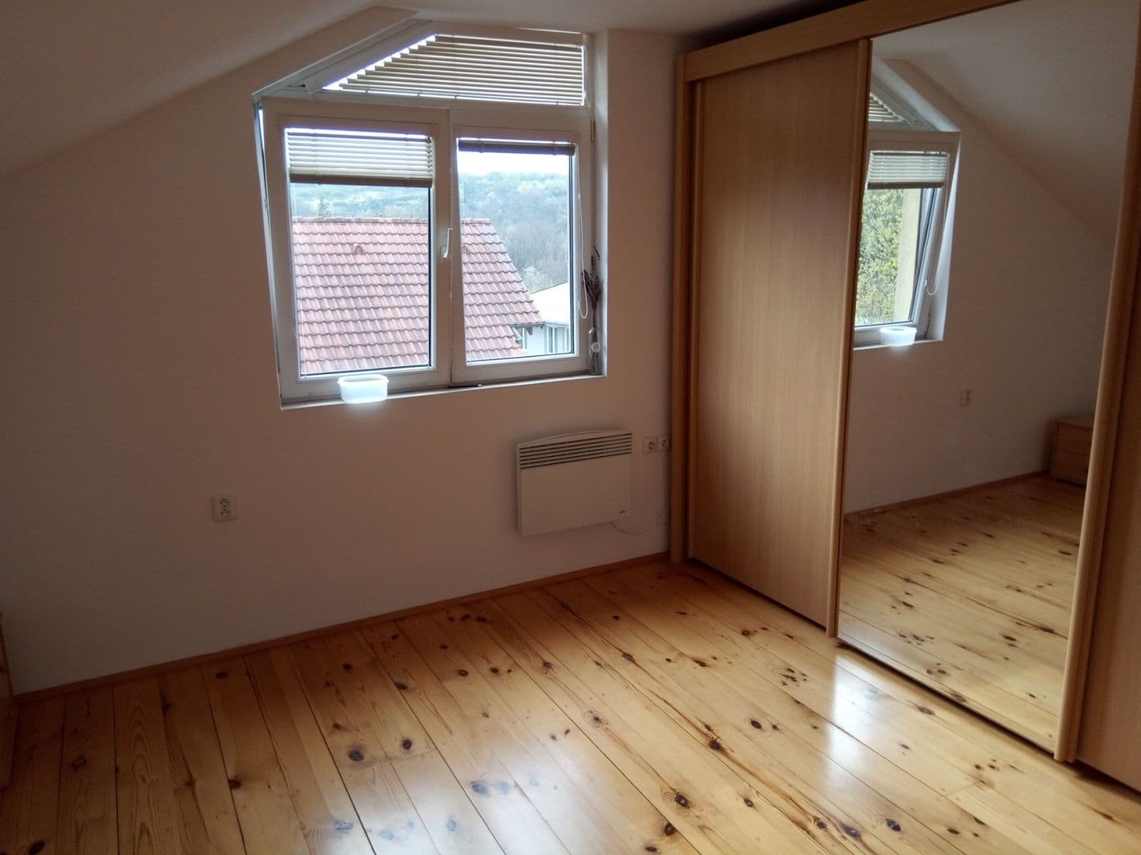 Prenájom bytu 3-izbový 75 m², U Bažantnice, Praha, Praha Prenájom bytu 3-izbový 75 m², U Bažantnice, Praha, Praha