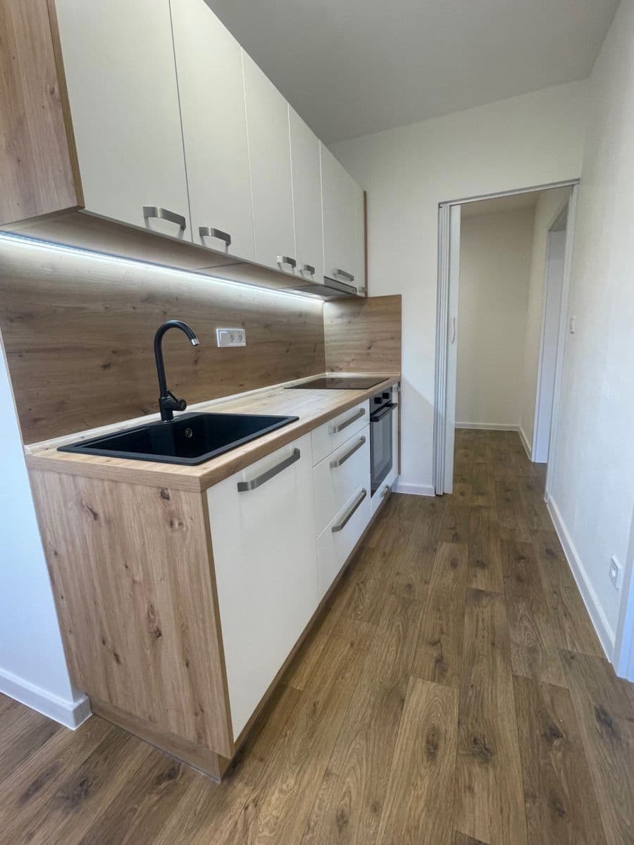 Predaj bytu 2-izbový 53 m², Mikulášská, Aš, Karlovarský kraj Predaj bytu 2-izbový 53 m², Mikulášská, Aš, Karlovarský kraj