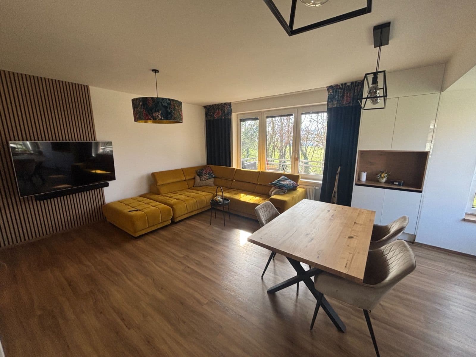 Predaj bytu 3-izbový 96 m², U Ježíška, Plzeň, Plzeňský kraj Predaj bytu 3-izbový 96 m², U Ježíška, Plzeň, Plzeňský kraj