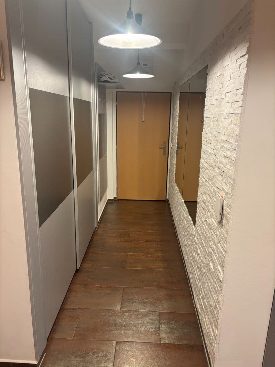 Predaj bytu 3-izbový 96 m², U Ježíška, Plzeň, Plzeňský kraj Predaj bytu 3-izbový 96 m², U Ježíška, Plzeň, Plzeňský kraj