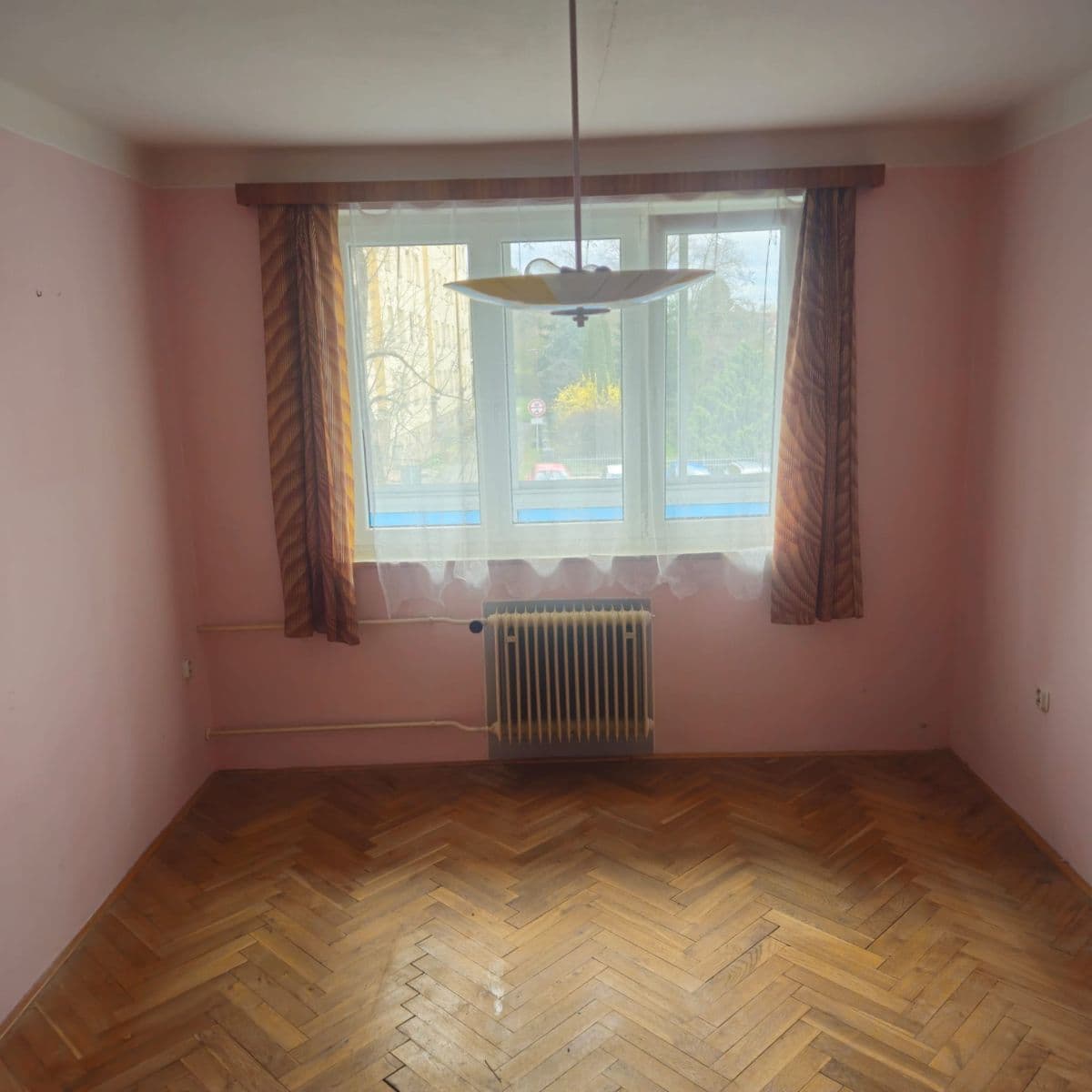 Predaj bytu 3-izbový 70 m², Slovenská, Chrudim, Pardubický kraj Predaj bytu 3-izbový 70 m², Slovenská, Chrudim, Pardubický kraj
