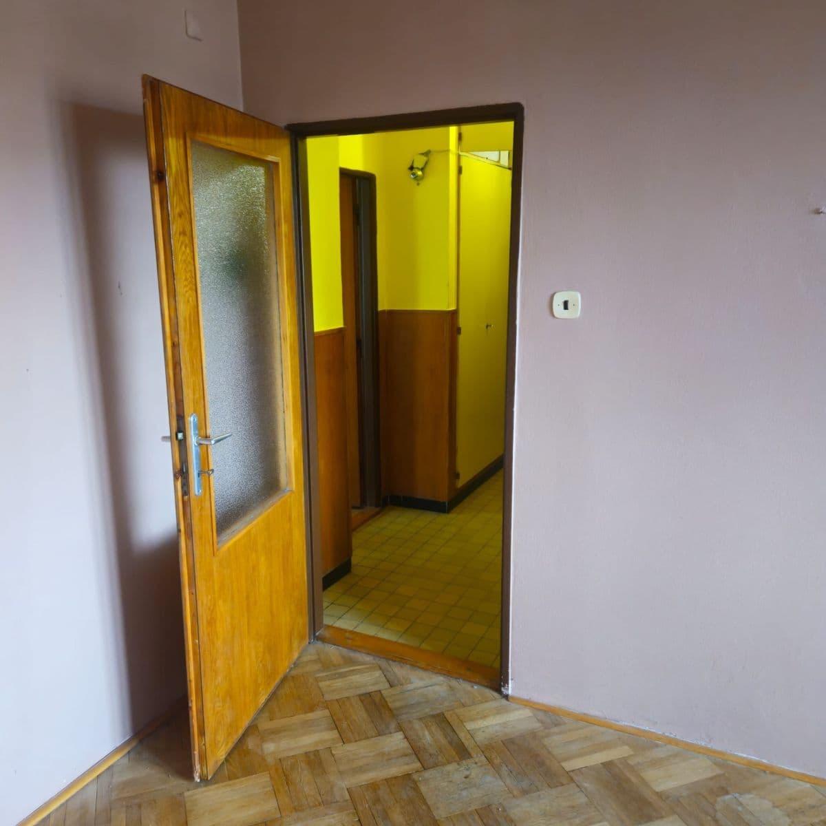 Predaj bytu 3-izbový 70 m², Slovenská, Chrudim, Pardubický kraj Predaj bytu 3-izbový 70 m², Slovenská, Chrudim, Pardubický kraj