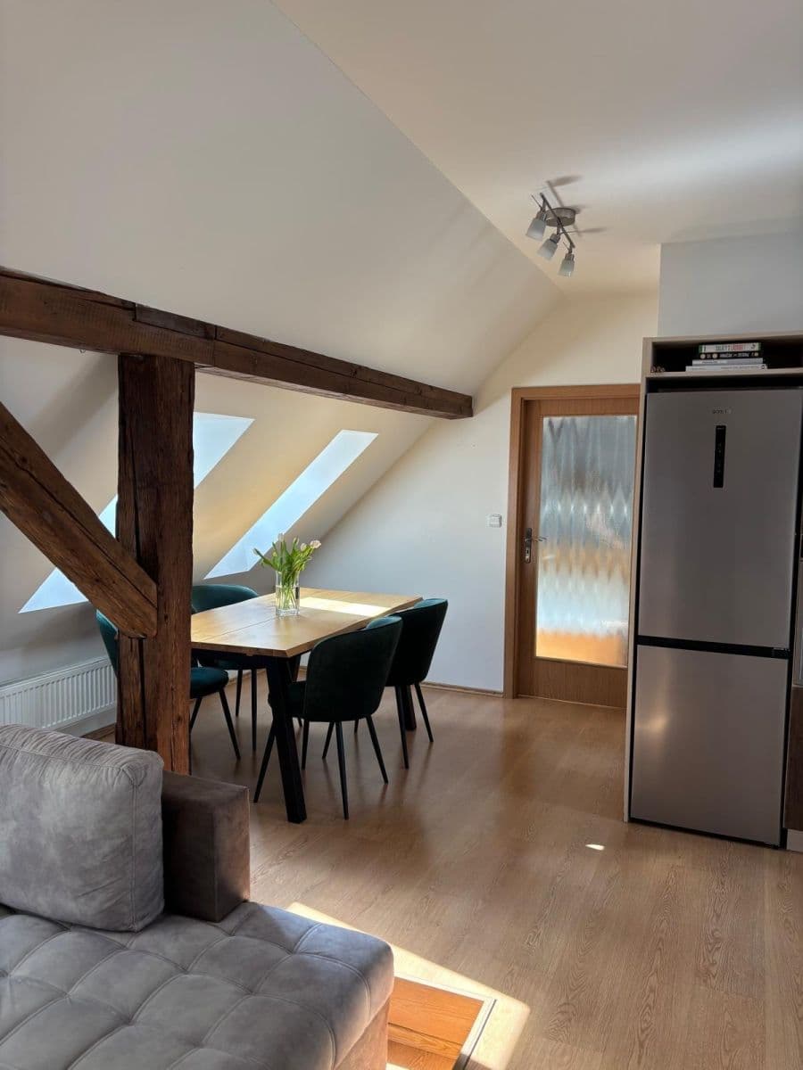 Predaj bytu 3-izbový 84 m², Dómská, Litoměřice, Ústecký kraj Predaj bytu 3-izbový 84 m², Dómská, Litoměřice, Ústecký kraj