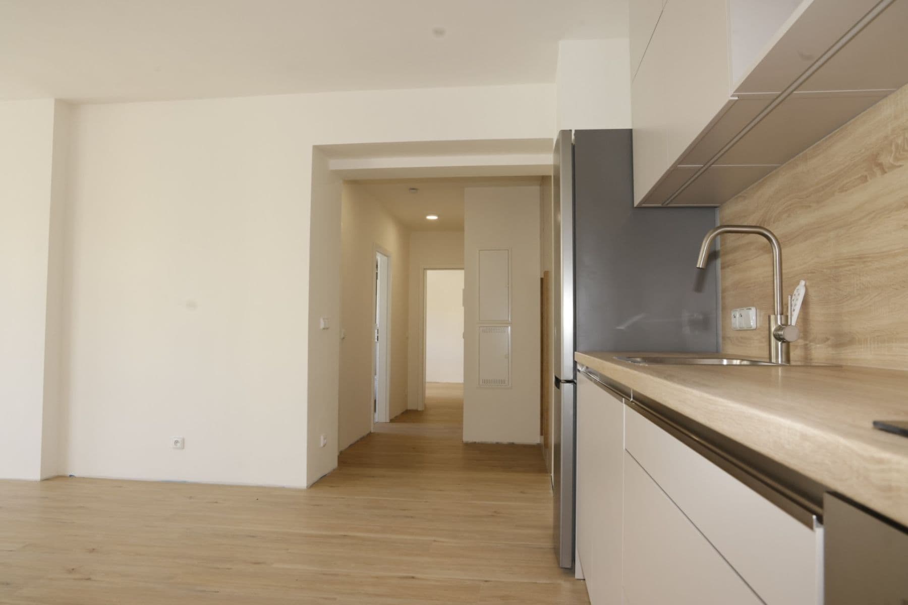 Prenájom bytu 2-izbový 54 m², Šatrova, Praha, Praha Prenájom bytu 2-izbový 54 m², Šatrova, Praha, Praha
