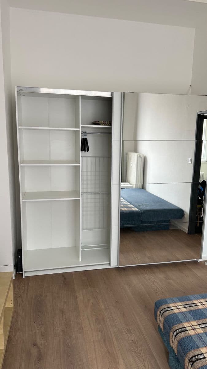 Prenájom bytu 1-izbový 39 m², U Vesny, Praha, Praha Prenájom bytu 1-izbový 39 m², U Vesny, Praha, Praha