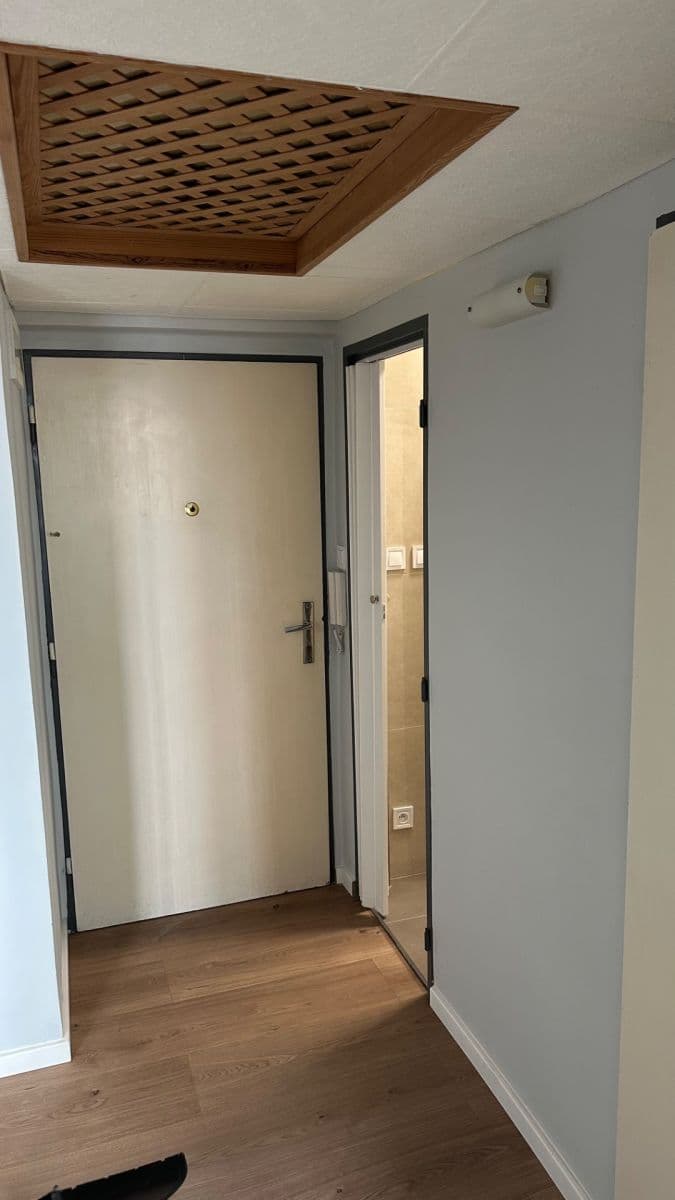 Prenájom bytu 1-izbový 39 m², U Vesny, Praha, Praha Prenájom bytu 1-izbový 39 m², U Vesny, Praha, Praha