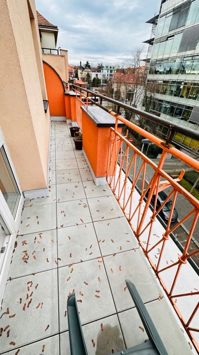 Prenájom bytu 1-izbový 39 m², U Vesny, Praha, Praha Prenájom bytu 1-izbový 39 m², U Vesny, Praha, Praha