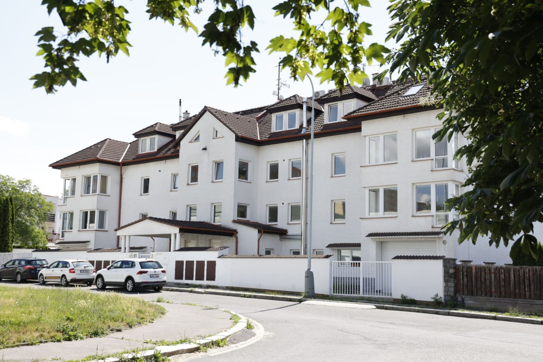 Prenájom bytu 2-izbový 59 m², Šatrova, Praha, Praha Prenájom bytu 2-izbový 59 m², Šatrova, Praha, Praha