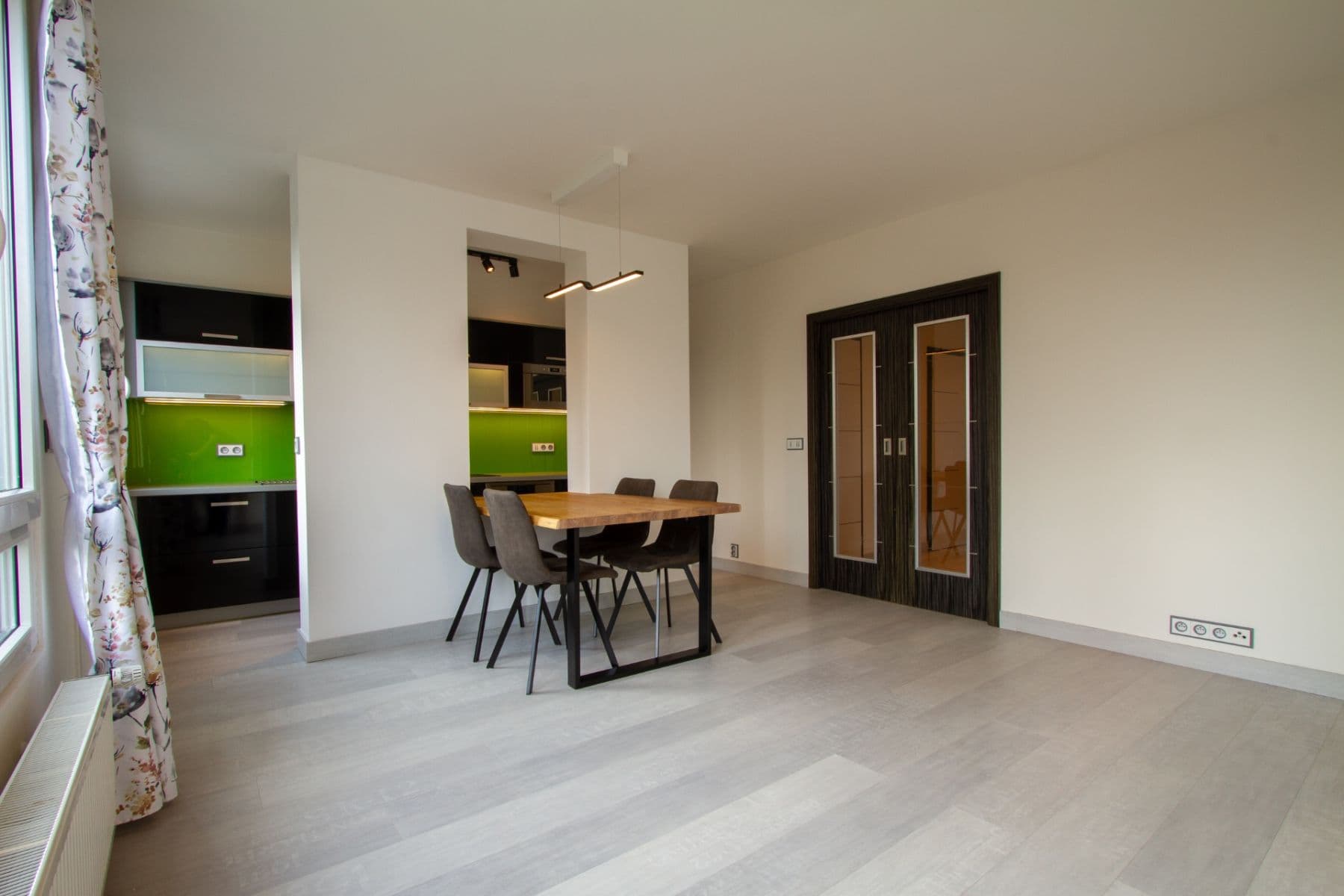 Prenájom bytu 3-izbový 66 m², Třebenická, Praha, Praha Prenájom bytu 3-izbový 66 m², Třebenická, Praha, Praha