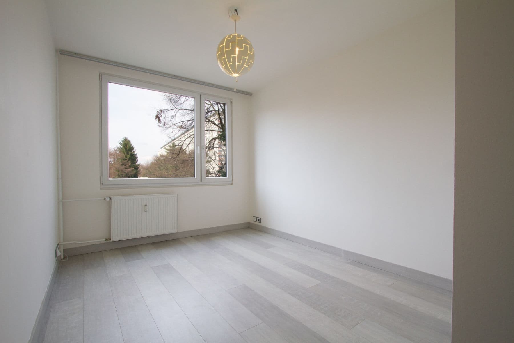 Prenájom bytu 3-izbový 66 m², Třebenická, Praha, Praha Prenájom bytu 3-izbový 66 m², Třebenická, Praha, Praha