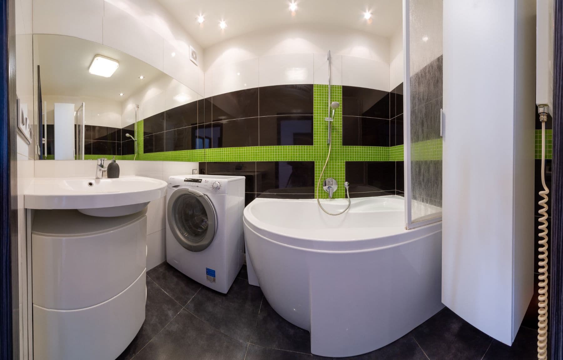 Prenájom bytu 3-izbový 66 m², Třebenická, Praha, Praha Prenájom bytu 3-izbový 66 m², Třebenická, Praha, Praha