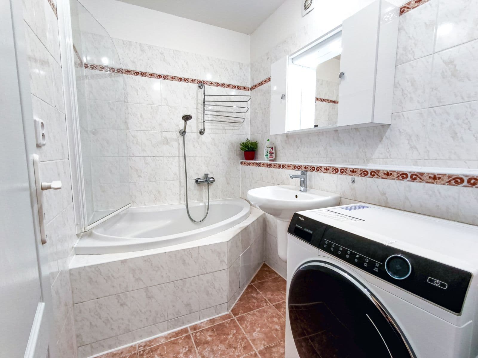 Prenájom bytu 3-izbový 72 m², Kurkova, Praha, Praha Prenájom bytu 3-izbový 72 m², Kurkova, Praha, Praha